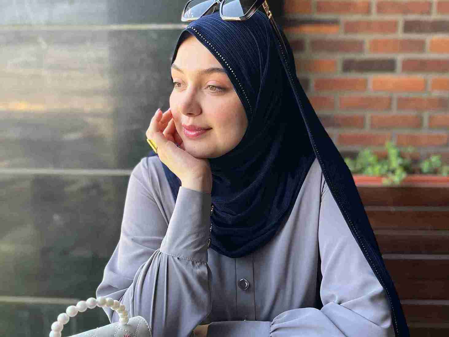تصویر 4 از خرید عمده شال کشی نگین دار + قیمت تولیدی